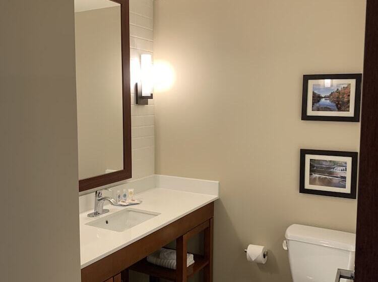 Номер Стандарт, Comfort Inn & Suites