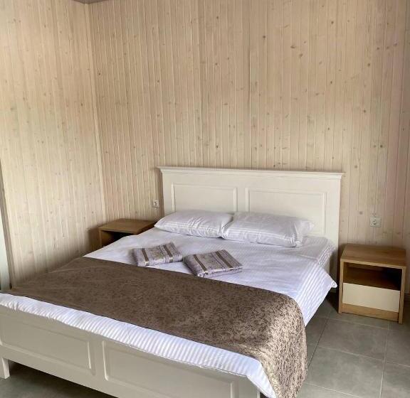 اتاق لوکس, Lotus & Spa