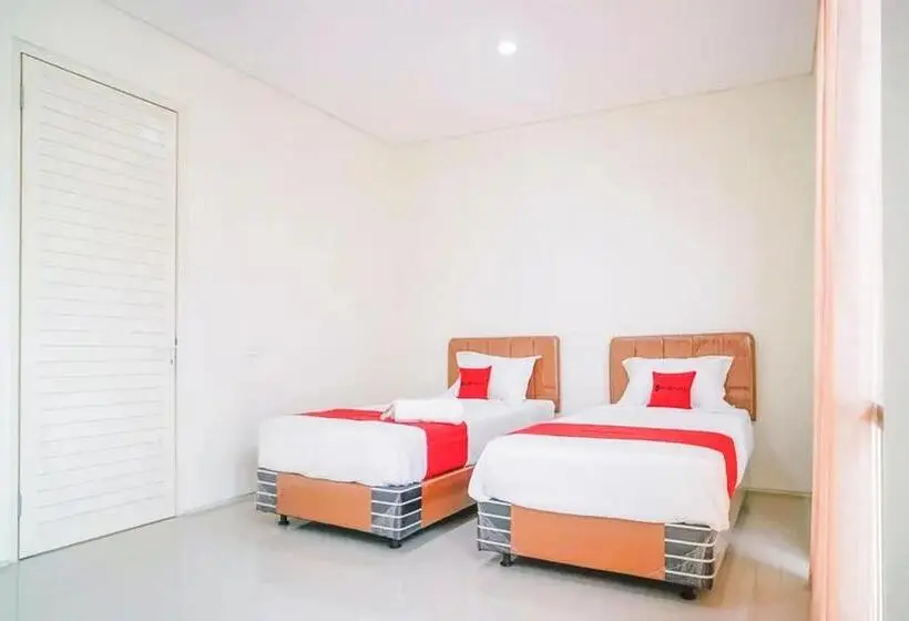 デラックスルーム, Reddoorz @ Bukit Palma Surabaya