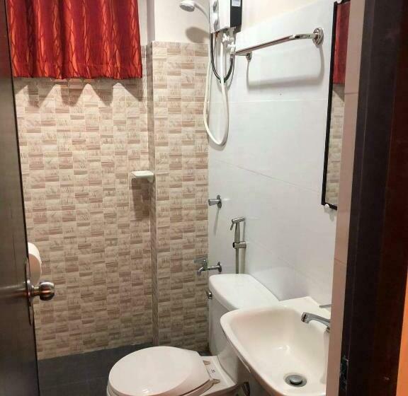 اتاق استاندارد سه نفره, Reddoorz At Sta Cruz Naga City