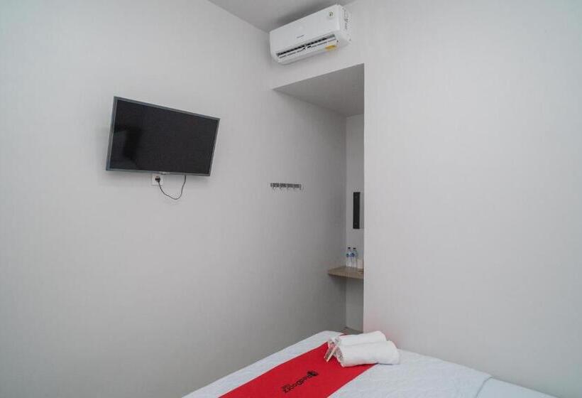 Номер Стандарт, Reddoorz Syariah Near Jalan Ahmad Yani Banjarmasin 3