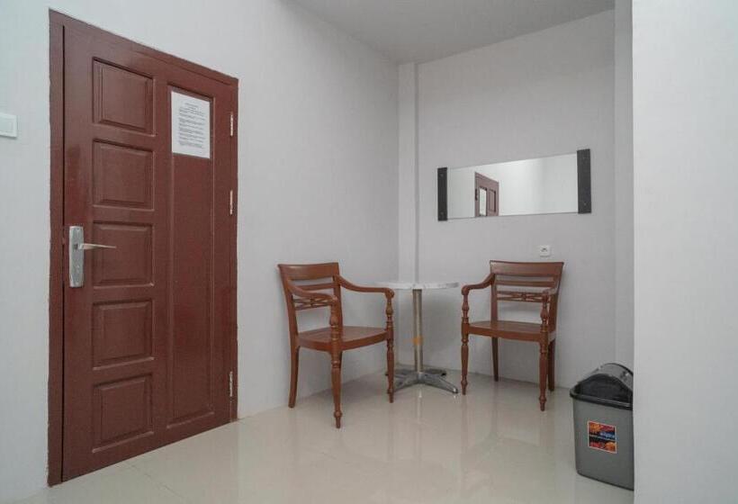디럭스 룸, Reddoorz Syariah Near Jalan Ahmad Yani Banjarmasin 3