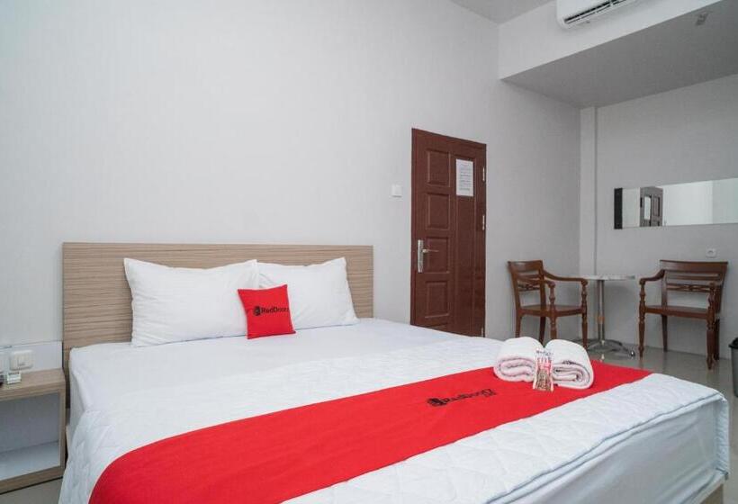 디럭스 룸, Reddoorz Syariah Near Jalan Ahmad Yani Banjarmasin 3