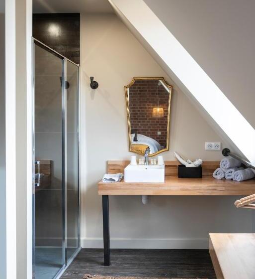 סוויטה משפחתית, Au Coeur Du Village