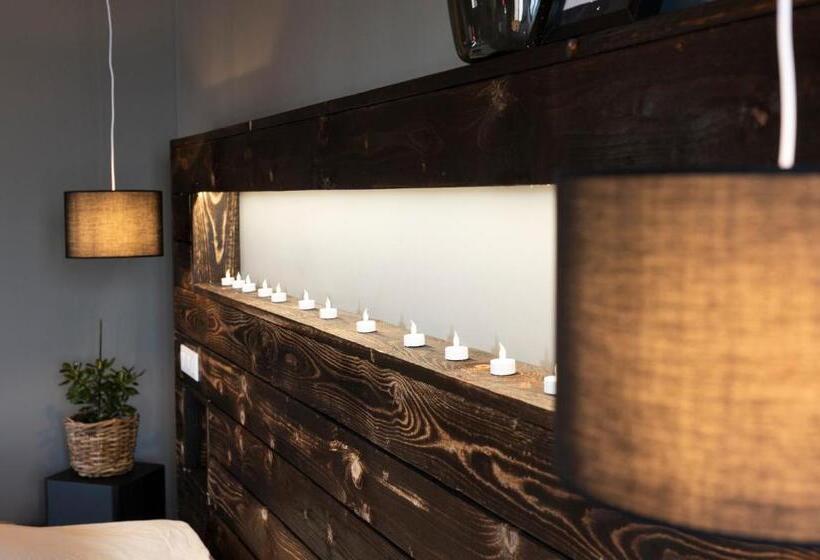 סוויטה עם ג'קוזי, Au Coeur Du Village