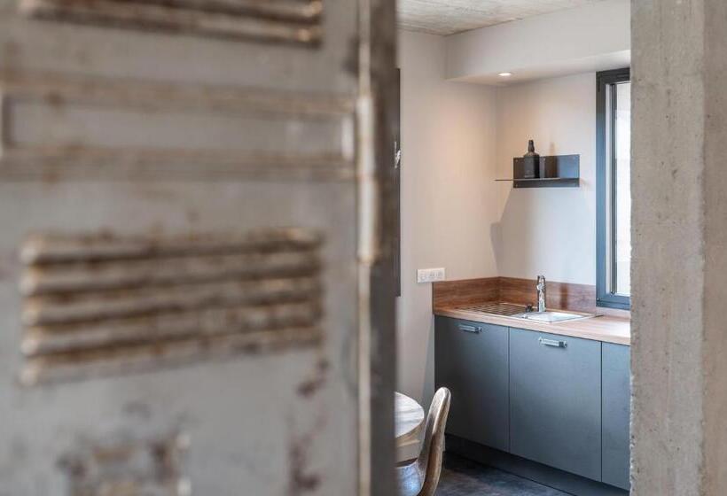 דירת חדר עם טרסה, Au Coeur Du Village