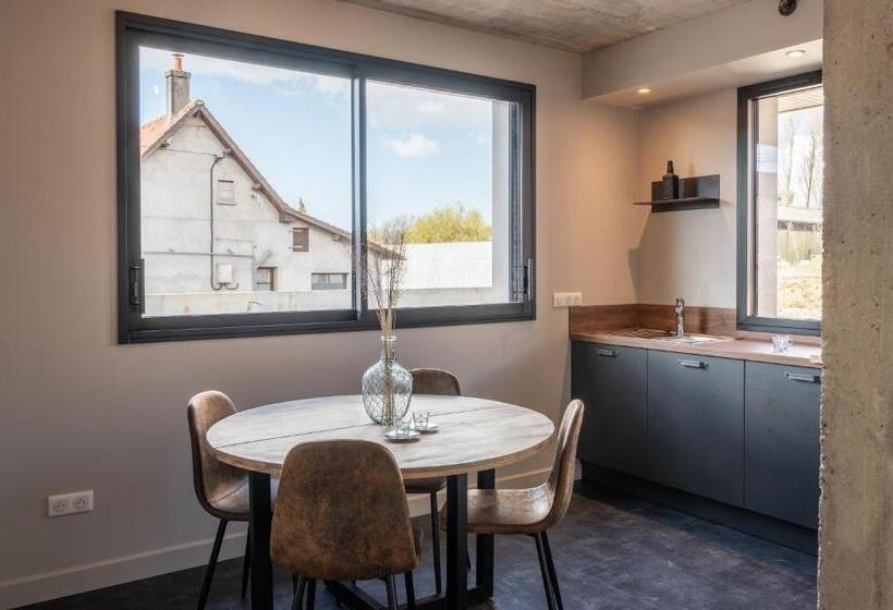 דירת חדר עם טרסה, Au Coeur Du Village