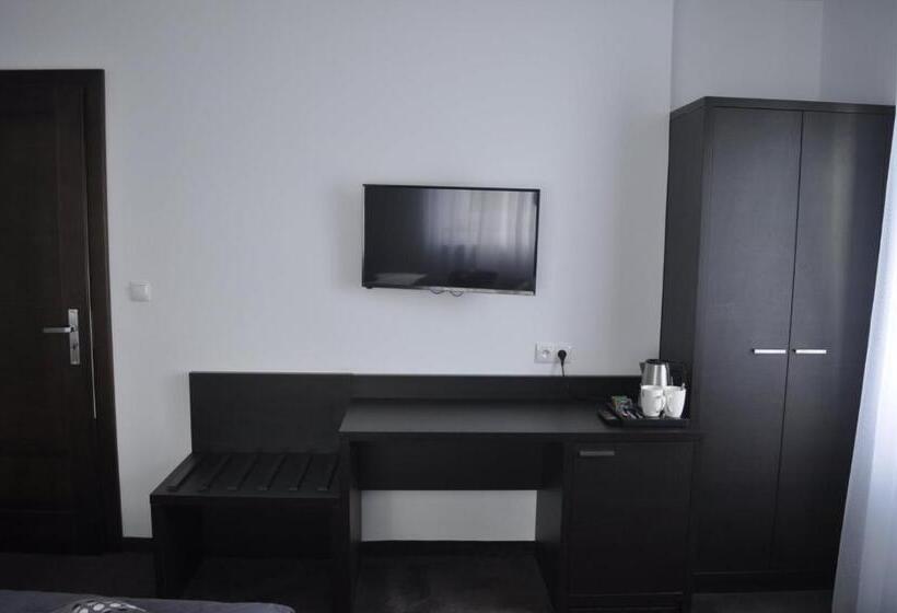 سوییت خانوادگی, Villa Karpacz