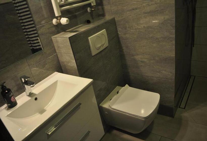 اتاق استاندارد با بالکن, Villa Karpacz