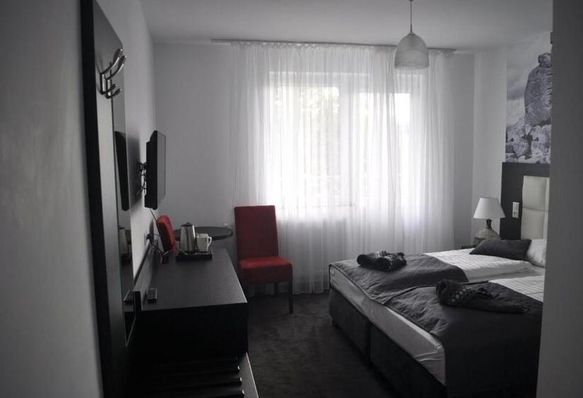 اتاق استاندارد با بالکن, Villa Karpacz