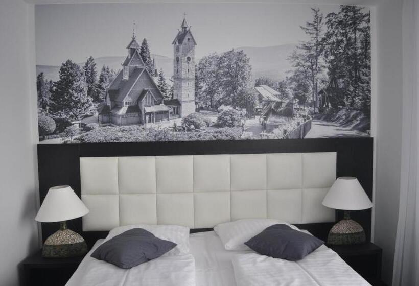 سوییت لوکس, Villa Karpacz