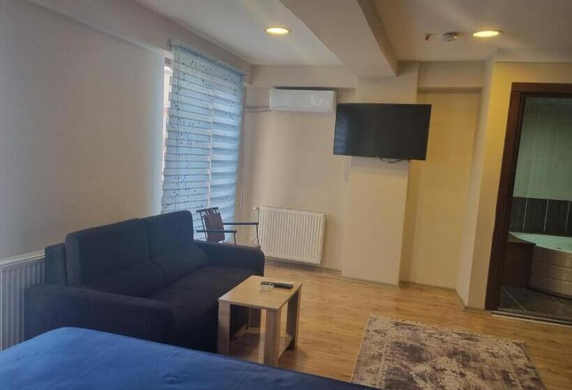 סוויטה, Grand Life