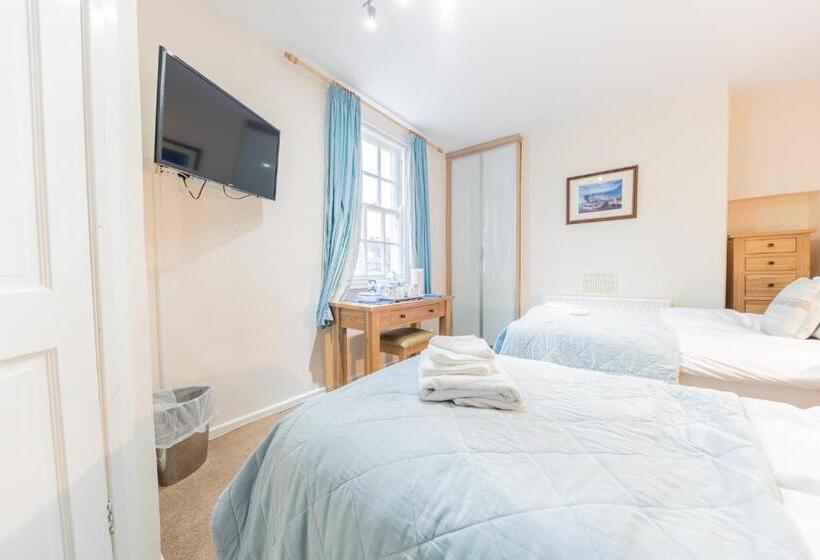 Номер Стандарт, Tivoli Guesthouse Room 6