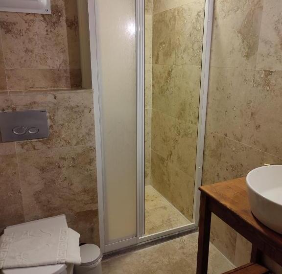 エコノミールーム, Balloon View