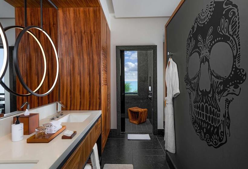 带特大床的标准间, Conrad Tulum Riviera Maya