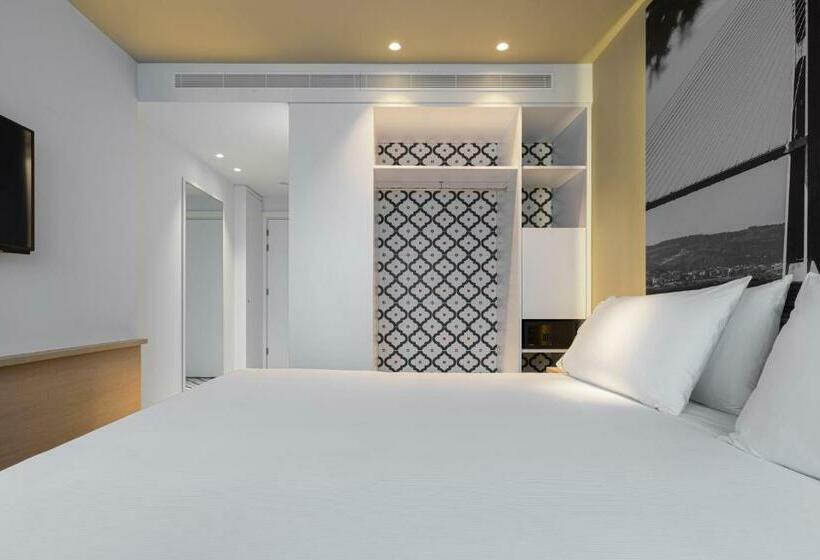 اتاق لوکس, Ikonik Lisboa