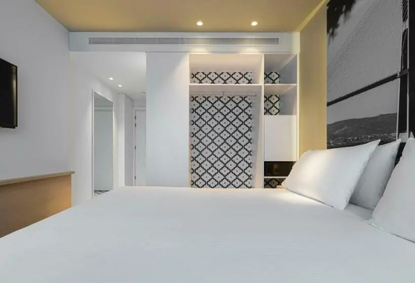 اتاق لوکس, Ikonik Lisboa