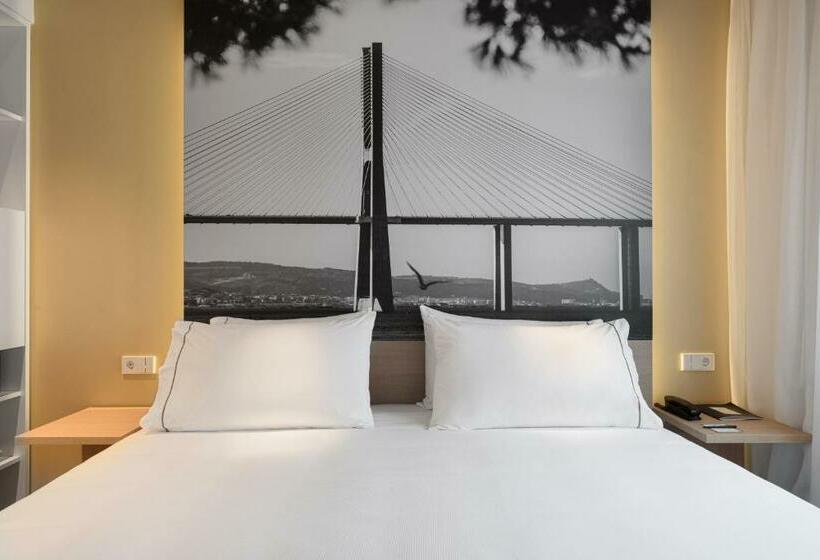 Номер Deluxe, Ikonik Lisboa