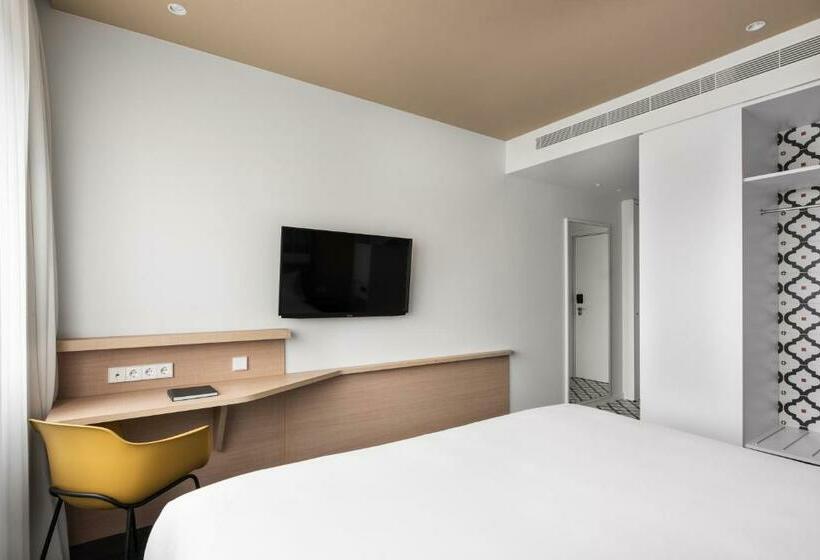 اتاق لوکس, Ikonik Lisboa