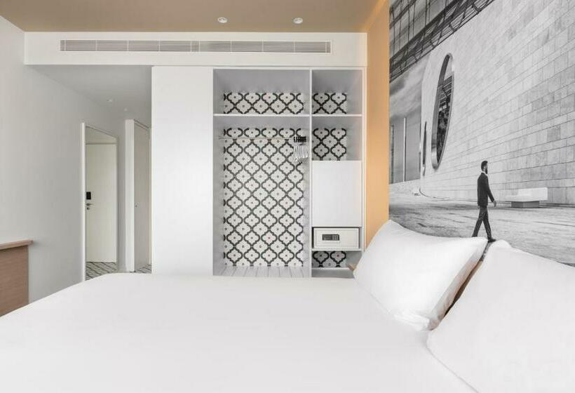 Номер Deluxe, Ikonik Lisboa