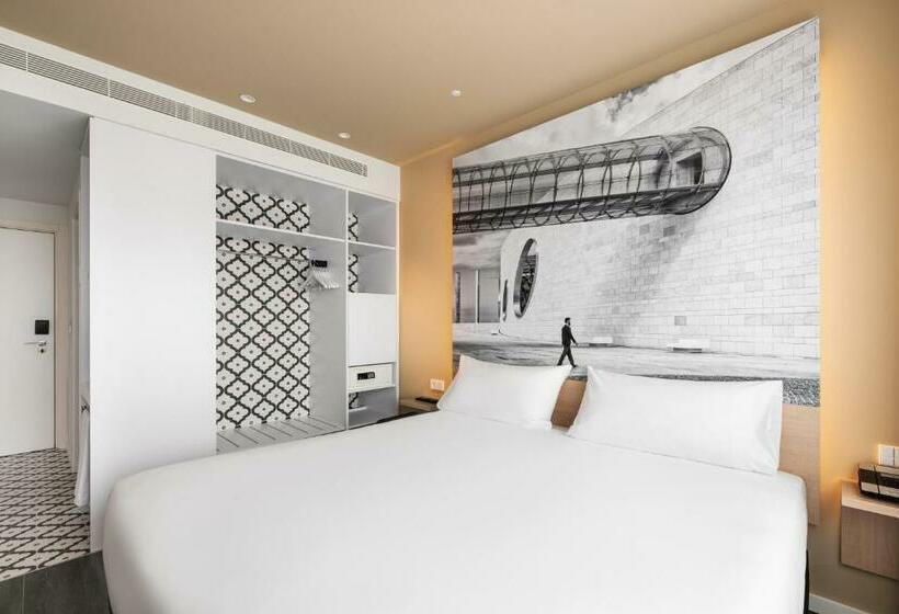 اتاق لوکس, Ikonik Lisboa