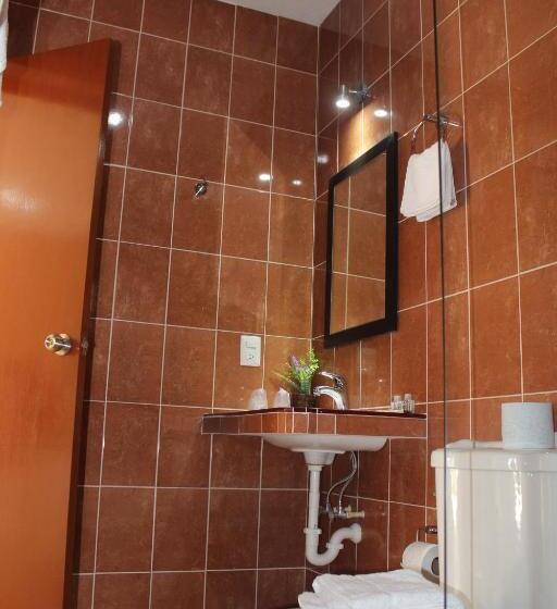 חדר סטנדרט עם מיטת קווין, La Piramide Izamal