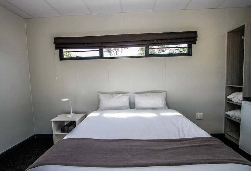 חדר סטנדרט, Sleepover Beitbridge