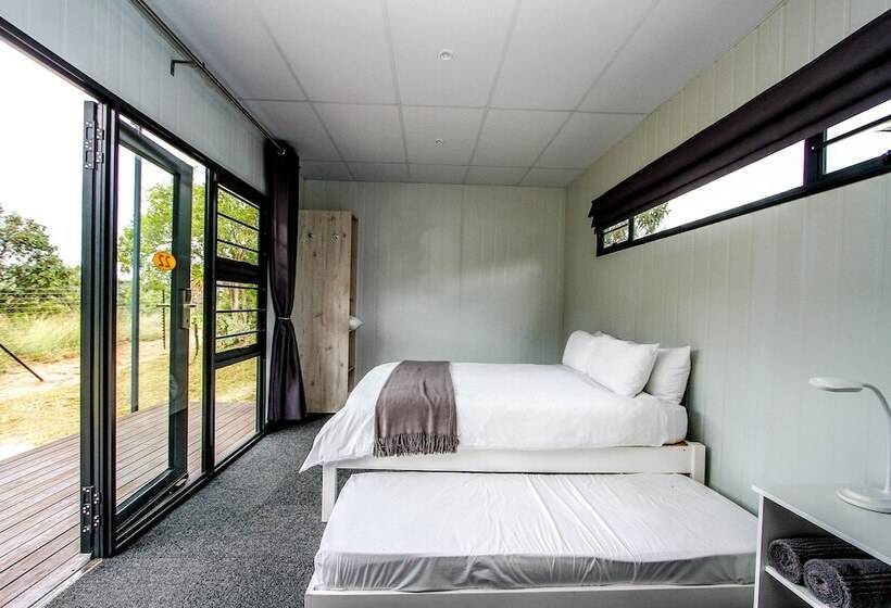 חדר משפחתי, Sleepover Beitbridge