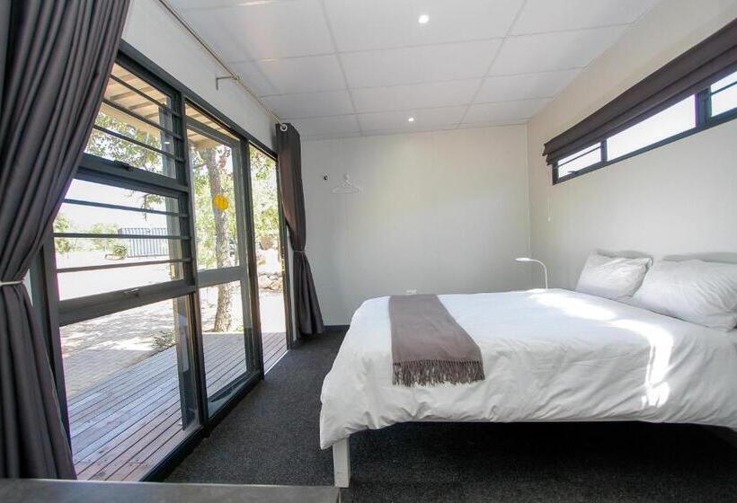 חדר סטנדרט, Sleepover Beitbridge