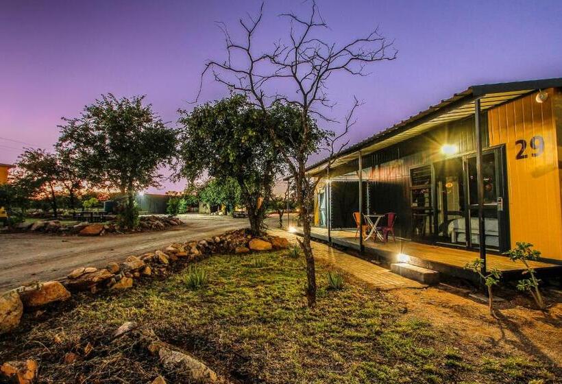 חדר משפחתי, Sleepover Beitbridge