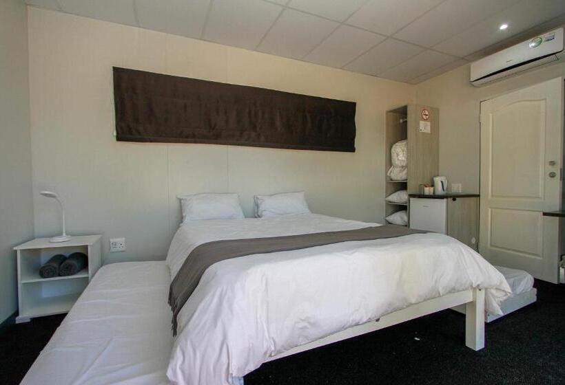 חדר משפחתי, Sleepover Beitbridge