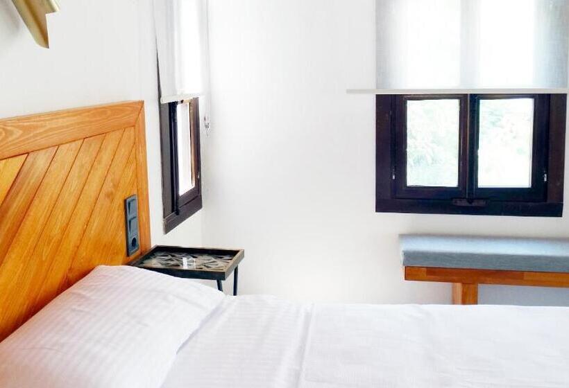 디럭스 룸, Yuva Butik