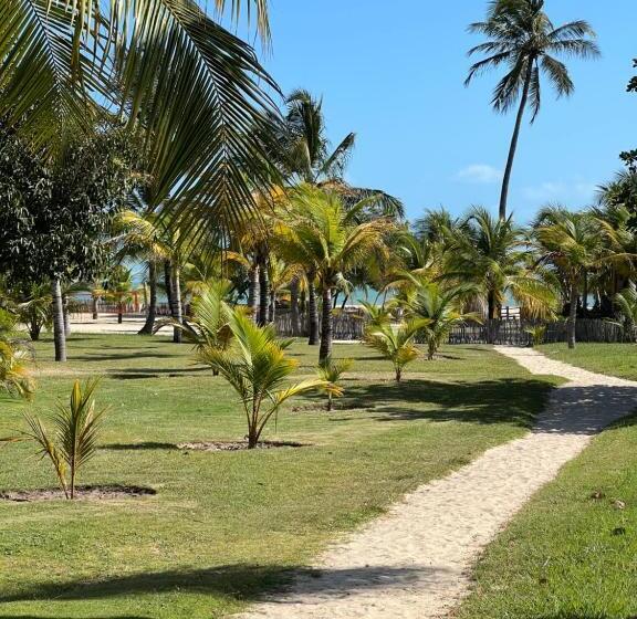 بانگلوی استاندارد, Kanaha Beach Villa