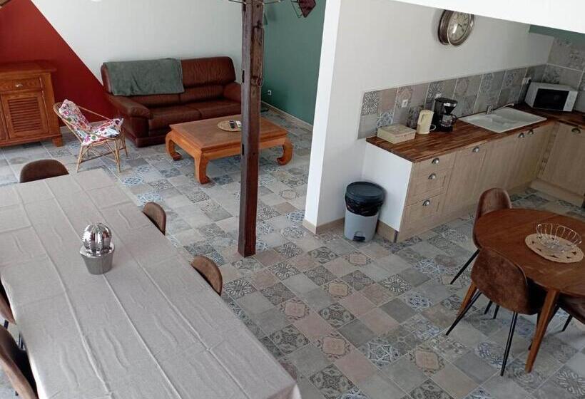 חדר משפחתי, Les Gîtes Du Petit Marcel