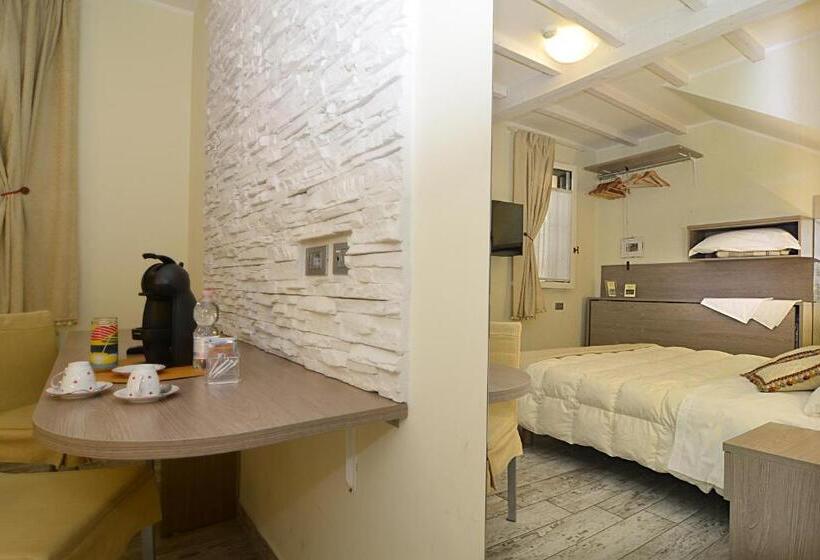 חדר סטנדרט, Pidkova