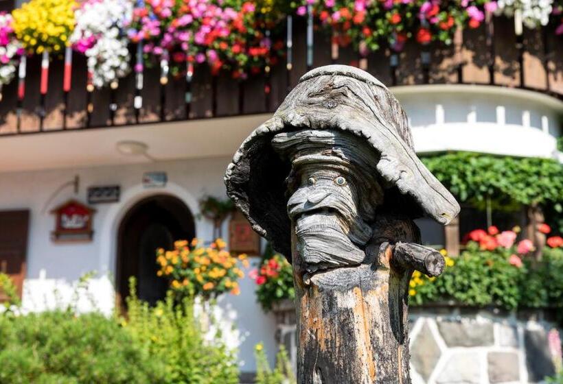 Номер Стандарт Трехместный, Villa Resi B&b