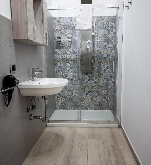 غرفة قياسية رباعية مطلة على البحر, Astra B&b