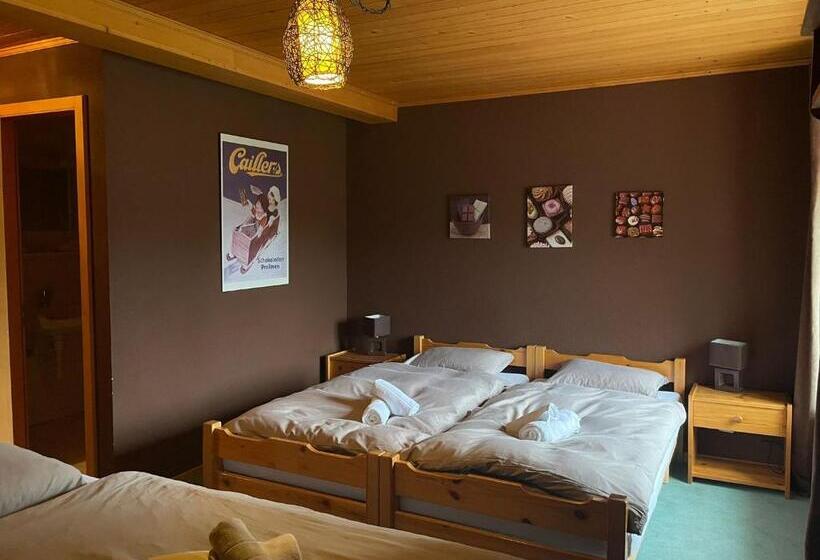 חדר סטנדרט לארבעה, Auberge De L Ange