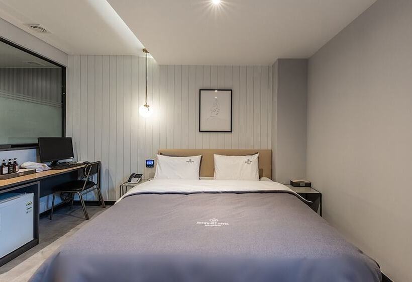 اتاق لوکس, Brown Dot Hotel Jeonggwan