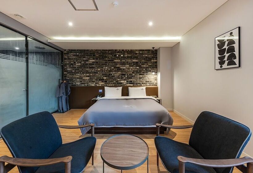 اتاق استاندارد, Brown Dot Hotel Jeonggwan