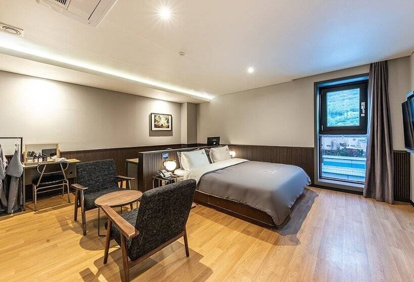 اتاق استاندارد, Brown Dot Hotel Jeonggwan