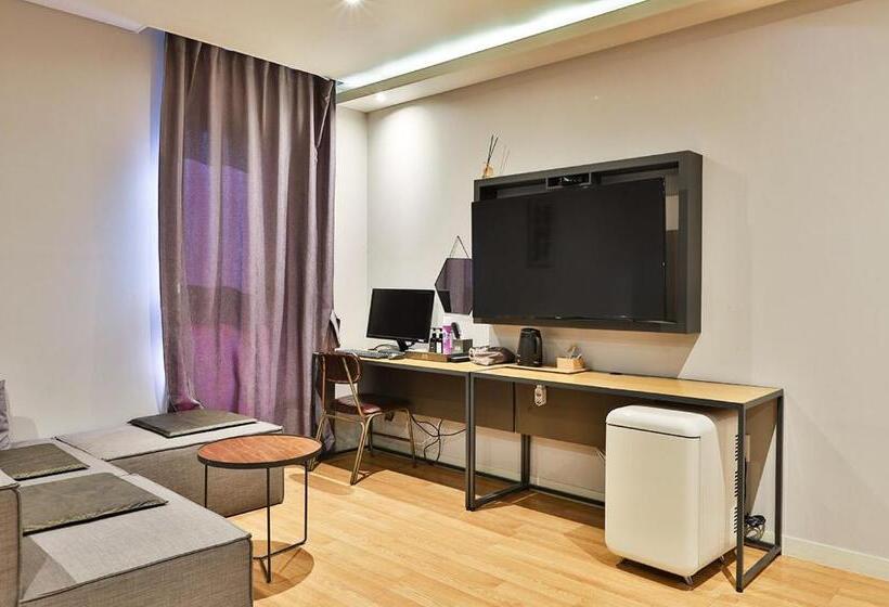 اتاق استاندارد, Brown Dot Hotel Jeonggwan