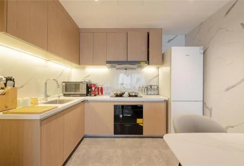 スーペリアースイート, Cresasia Residence