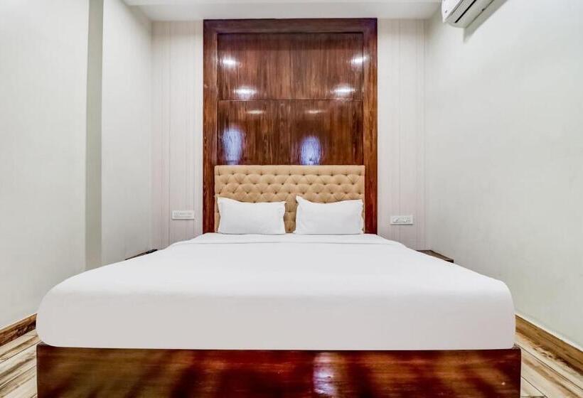 Camera Tripla Deluxe, Capital O City Inn