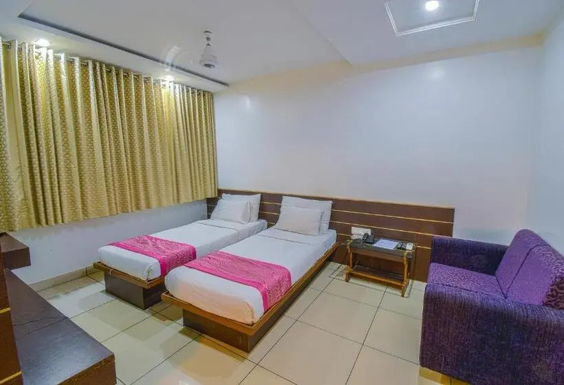 デラックスルーム, Radiant Kolhapur