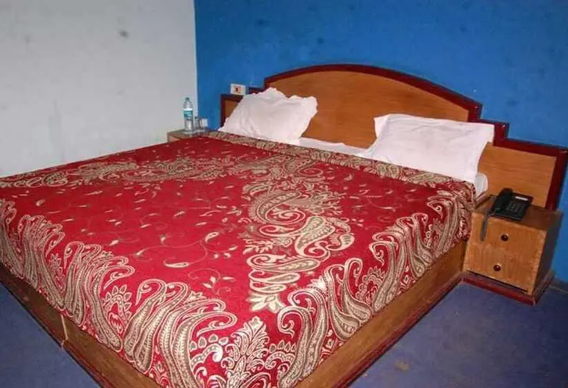 デラックスルーム, Goroomgo Shivay Kausani