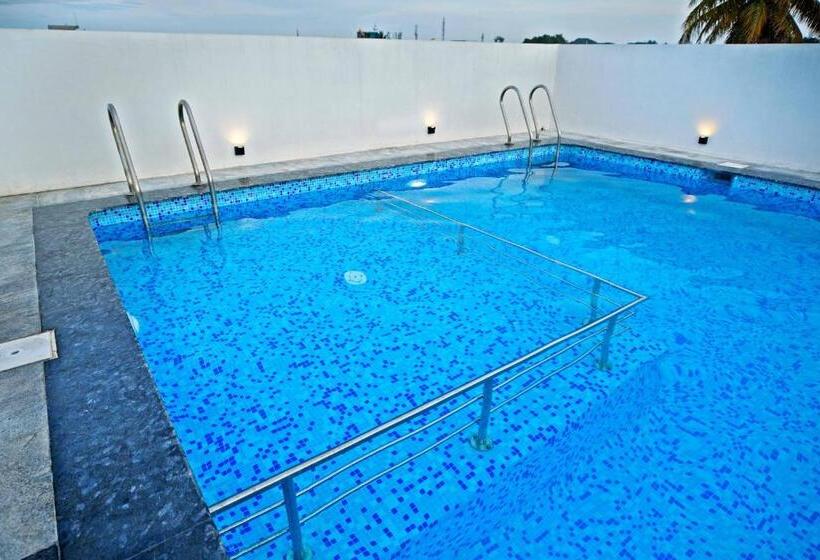 إستوديو سوبيريور, Livaana