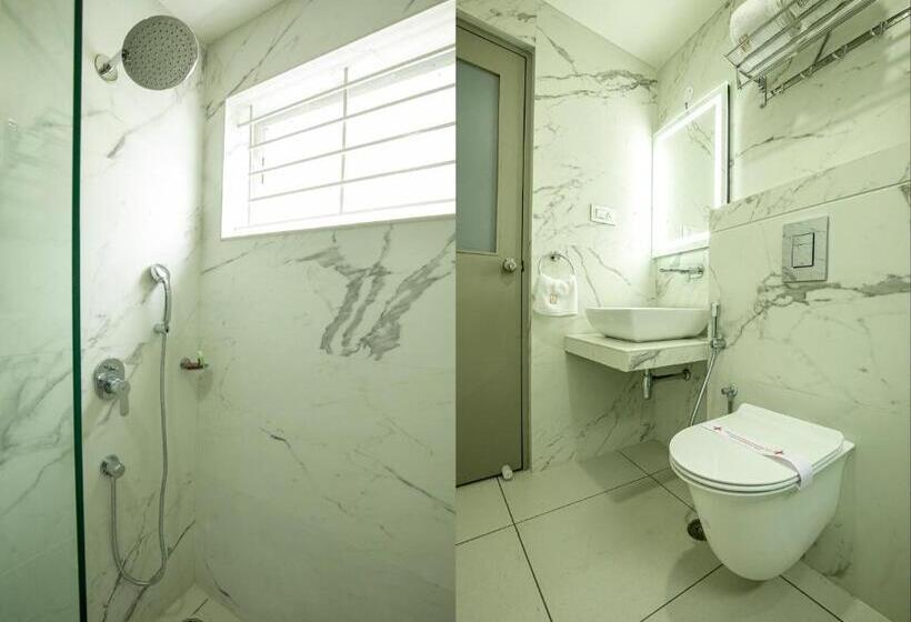 إستديو عائلى, Livaana