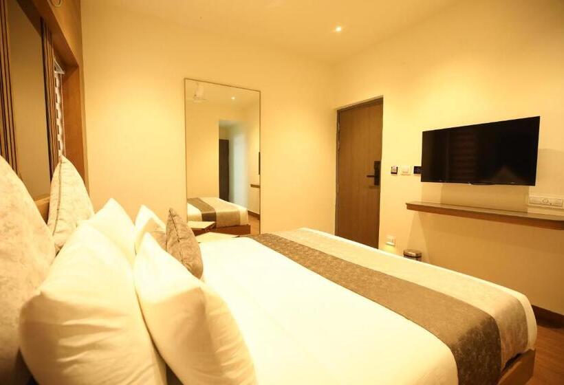 غرفة قياسية سرير كينج, Livaana