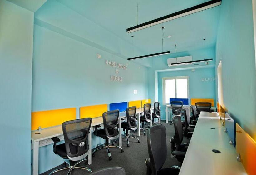 إستوديو سوبيريور, Livaana